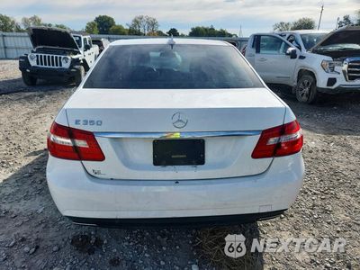 Zdjęcie 6 z 12 samochodu: 2013 MERCEDES-BENZ E 350 VIN:WDDHF5KB9DA709657 - miniatura
