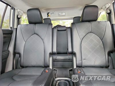 Zdjęcie 10 z 13 samochodu: 2024 TOYOTA HIGHLANDER PLATINUM VIN:5TDKDRBH7RS542128 - miniatura