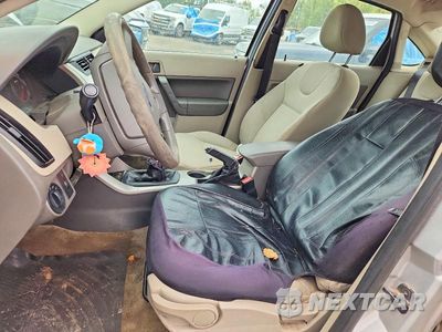 Zdjęcie 7 z 12 samochodu: 2009 FORD FOCUS S VIN:1FAHP34N49W151588 - miniatura