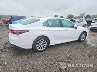 Trzecie zdjęcie samochodu z tyłu: 2023 TOYOTA CAMRY LE VIN:4T1C11AK0PU748021 - miniatura