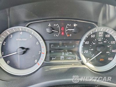 Zdjęcie 9 z 12 samochodu: 2015 NISSAN SENTRA SL VIN:3N1AB7AP6FY346347 - miniatura