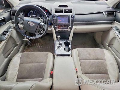 Zdjęcie 8 z 12 samochodu: 2012 TOYOTA CAMRY HYBRID XLE VIN:4T1BD1FK4CU023253 - miniatura