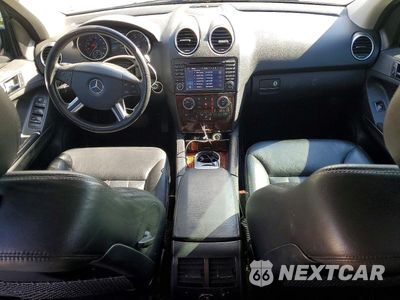 Zdjęcie 8 z 14 samochodu: 2006 MERCEDES-BENZ ML 350 VIN:4JGBB86E16A090049 - miniatura