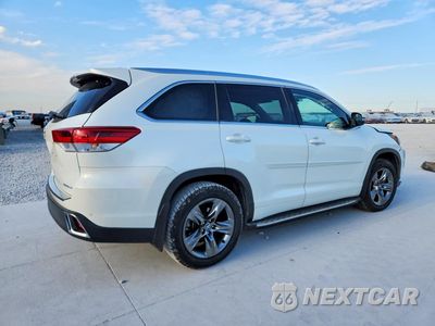 Trzecie zdjęcie samochodu z tyłu: 2017 TOYOTA HIGHLANDER LIMITED PLATINUM VIN:5TDDZRFH7HS456935 - miniatura