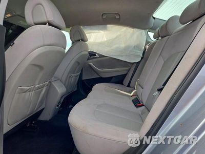 Zdjęcie 10 z 13 samochodu: 2017 HYUNDAI SONATA SE VIN:5NPE24AF7HH505249 - miniatura