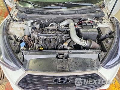 Zdjęcie 11 z 12 samochodu: 2016 HYUNDAI VELOSTER TURBO VIN:KMHTC6AE2GU286904 - miniatura