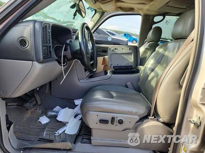 Zdjęcie 7 z 13 samochodu: 2005 CHEVROLET TAHOE K1500 VIN:1GNEK13T95R213549 - miniatura