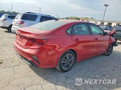 Trzecie zdjęcie samochodu z tyłu: 2024 KIA FORTE LXS VIN:3KPF24AD4RE695908 - miniatura