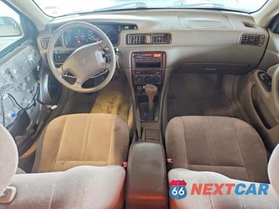 Zdjęcie 8 z 13 samochodu: 1997 TOYOTA CAMRY LE VIN:4T1BG22K7VU781657 - miniatura