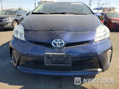 Piąte zdjęcie samochodu w środku: 2012 TOYOTA PRIUS THREE VIN:JTDKN3DU5C1580840 - miniatura