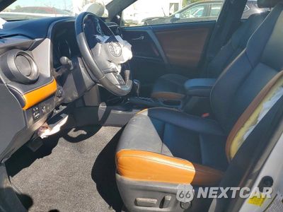 Zdjęcie 7 z 13 samochodu: 2018 TOYOTA RAV4 SE VIN:JTMJFREV1JJ743208 - miniatura
