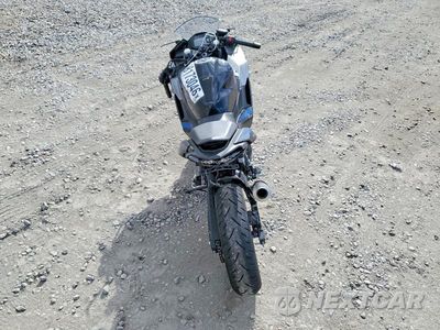 Zdjęcie 6 z 9 samochodu: 2025 KAWASAKI EX500 VIN:ML5EXGG19SDA63129 - miniatura