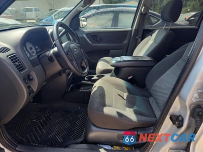 Zdjęcie 7 z 13 samochodu: 2003 FORD ESCAPE XLT VIN:1FMYU931X3KC68607 - miniatura
