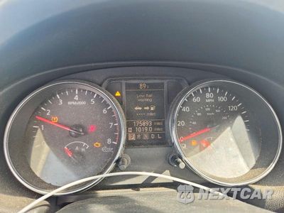 Zdjęcie 9 z 13 samochodu: 2011 NISSAN ROGUE S VIN:JN8AS5MVXBW279950 - miniatura