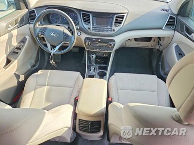 Zdjęcie 8 z 13 samochodu: 2017 HYUNDAI TUCSON SPORT VIN:KM8J33A24HU449288 - miniatura