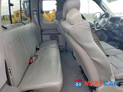 Zdjęcie 10 z 12 samochodu: 2003 FORD F-350 SUPER DUTY VIN:1FTSX31P53ED52192 - miniatura