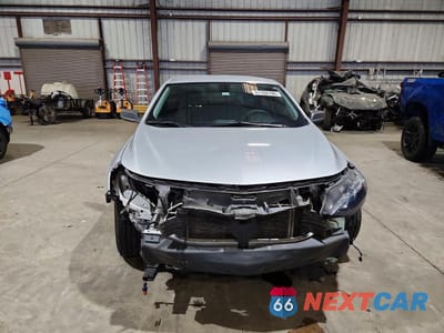 Piąte zdjęcie samochodu w środku: 2020 CHEVROLET MALIBU LS VIN:1G1ZB5ST5LF149777 - miniatura