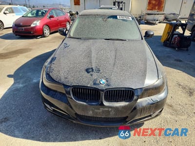 Piąte zdjęcie samochodu w środku: 2011 BMW 328 XI SULEV VIN:WBAPK5G53BNN27914 - miniatura