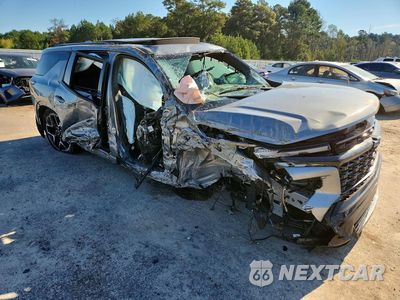 Czwarte zdjęcie samochodu z boku: 2026 CHEVROLET TRAVERSE RS VIN:1GNERLKSXTJ254252 - miniatura