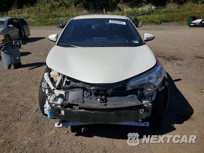 Piąte zdjęcie samochodu w środku: 2018 TOYOTA C-HR XLE PREMIUM VIN:NMTKHMBX7JR012257 - miniatura