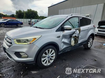 2017 FORD ESCAPE TITANIUM 1FMCU9JD8HUC82329 - główne zdjęcie licytacji z USA - miniatura