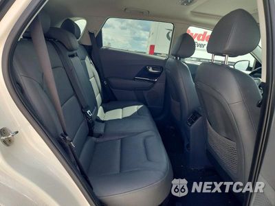 Zdjęcie 10 z 13 samochodu: 2018 KIA NIRO EX VIN:KNDCE3LC2J5129366 - miniatura