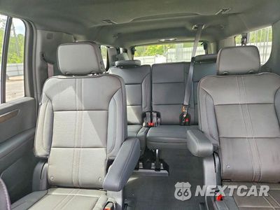 Zdjęcie 10 z 13 samochodu: 2026 CHEVROLET SUBURBAN K1500 HIGH COUNTRY VIN:1GNS6GK88TR267624 - miniatura
