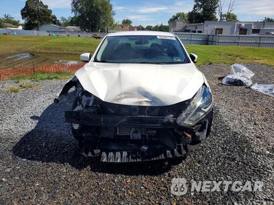 Piąte zdjęcie samochodu w środku: 2018 NISSAN SENTRA SV VIN:3N1AB7AP1JY205047 - miniatura