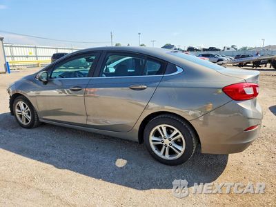 Drugie zdjęcie samochodu z przodu: 2017 CHEVROLET CRUZE LT VIN:1G1BE5SM4H7150129 - miniatura