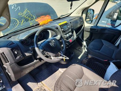 Zdjęcie 8 z 13 samochodu: 2018 RAM PROMASTER 2500 DELIVERY VAN VIN:3C6TRVDGXJE160832 - miniatura