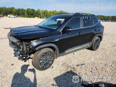 2023 KIA SELTOS NIGHTFALL KNDEUCA27P7399339 - główne zdjęcie licytacji z USA - miniatura