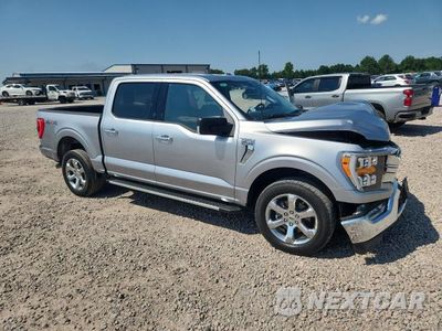 Czwarte zdjęcie samochodu z boku: 2023 FORD F150 SUPERCREW VIN:1FTFW1E8XPFC12554 - miniatura