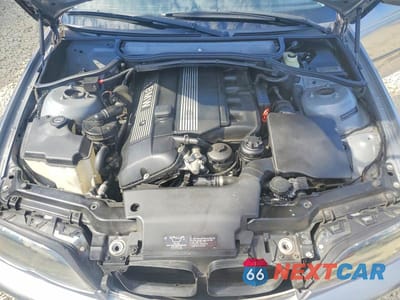 Zdjęcie 11 z 12 samochodu: 2005 BMW 325 I VIN:WBAEV33465KN98854 - miniatura