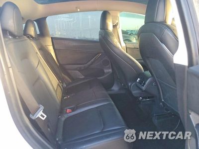 Zdjęcie 10 z 12 samochodu: 2021 TESLA MODEL Y VIN:5YJYGDEE5MF173806 - miniatura