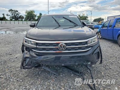Piąte zdjęcie samochodu w środku: 2021 VOLKSWAGEN ATLAS CROSS SPORT S VIN:1V2AC2CA0MC231463 - miniatura