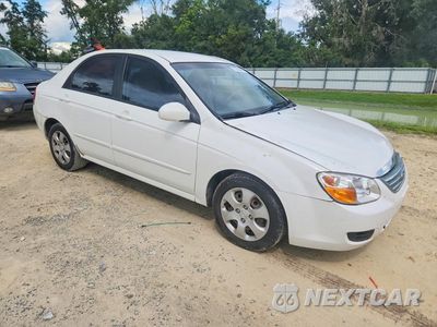 Czwarte zdjęcie samochodu z boku: 2008 KIA SPECTRA LX VIN:KNAFE121285504049 - miniatura