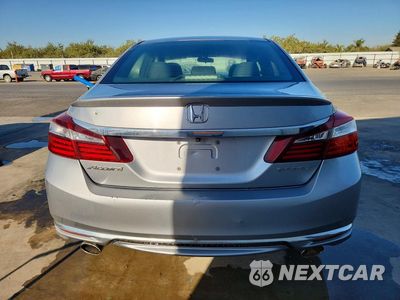 Zdjęcie 6 z 13 samochodu: 2017 HONDA ACCORD SPORT VIN:1HGCR2F50HA076584 - miniatura