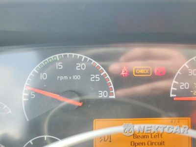 Zdjęcie 14 z 14 samochodu: 2013 VOLVO VNL SEMI TRUCK VIN:4V4NC9EH3DN141190 - miniatura