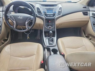 Zdjęcie 8 z 13 samochodu: 2014 HYUNDAI ELANTRA LIMITED VIN:5NPDH4AE9EH544597 - miniatura