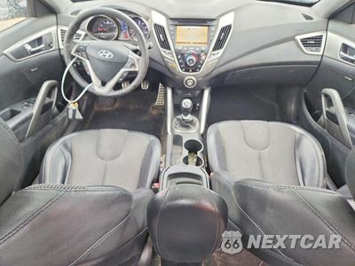 Zdjęcie 8 z 12 samochodu: 2012 HYUNDAI VELOSTER BASE VIN:KMHTC6AD1CU074156 - miniatura