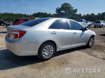 Trzecie zdjęcie samochodu z tyłu: 2012 TOYOTA CAMRY LE VIN:4T1BF1FK8CU008300 - miniatura