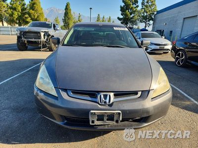 Piąte zdjęcie samochodu w środku: 2003 HONDA ACCORD LX VIN:JHMCM56303C000646 - miniatura