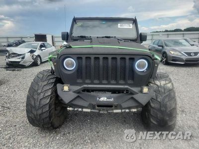 Piąte zdjęcie samochodu w środku: 2020 JEEP GLADIATOR SPORT VIN:1C6HJTAG8LL199564 - miniatura