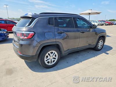Trzecie zdjęcie samochodu z tyłu: 2020 JEEP COMPASS SPORT VIN:3C4NJCAB0LT198736 - miniatura