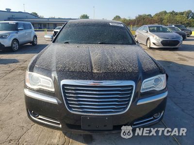Piąte zdjęcie samochodu w środku: 2012 CHRYSLER 300C LUXURY VIN:2C3CCAPT6CH253919 - miniatura