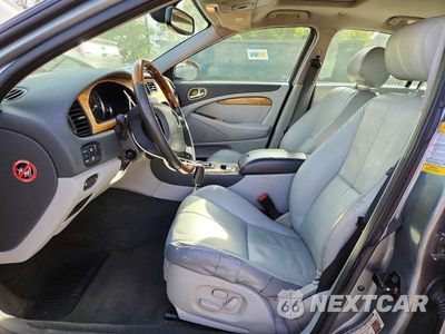 Zdjęcie 7 z 12 samochodu: 2006 JAGUAR S-TYPE 4.2 VIN:SAJWA01B16HN53629 - miniatura