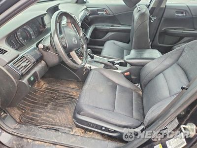 Zdjęcie 7 z 12 samochodu: 2015 HONDA ACCORD SPORT VIN:1HGCR2F58FA036797 - miniatura