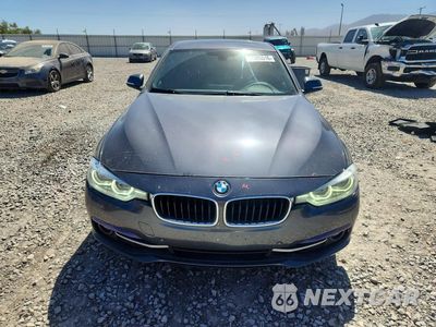 Piąte zdjęcie samochodu w środku: 2017 BMW 330 XI VIN:WBA8D9G5XHNU58752 - miniatura