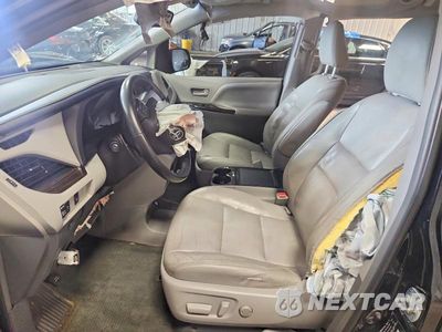 Zdjęcie 7 z 13 samochodu: 2015 TOYOTA SIENNA XLE 7-PASSENGER VIN:5TDDK3DC0FS102454 - miniatura
