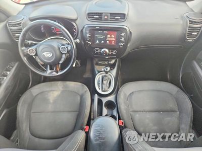 Zdjęcie 8 z 12 samochodu: 2018 KIA SOUL + VIN:KNDJP3A54J7575660 - miniatura